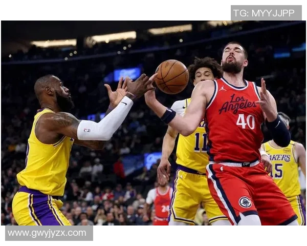 2018年3月28日雄鹿与快船激战回顾球星表现与精彩瞬间盘点 2018年3月28日雄鹿与快船激战回顾球星表现与精彩瞬间盘点